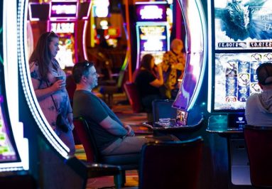 Step Up Your Slot Machine Game with These Tips & Tricks